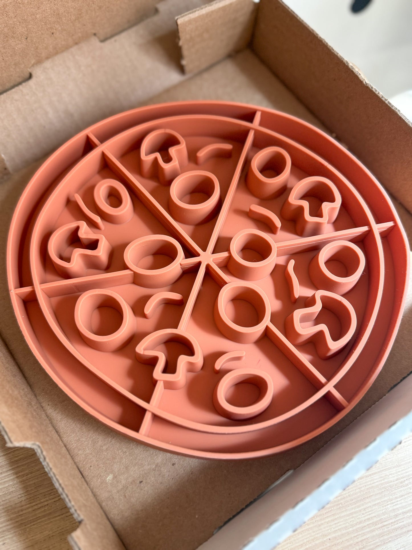 Pizza Slow Feeder Lick Mat