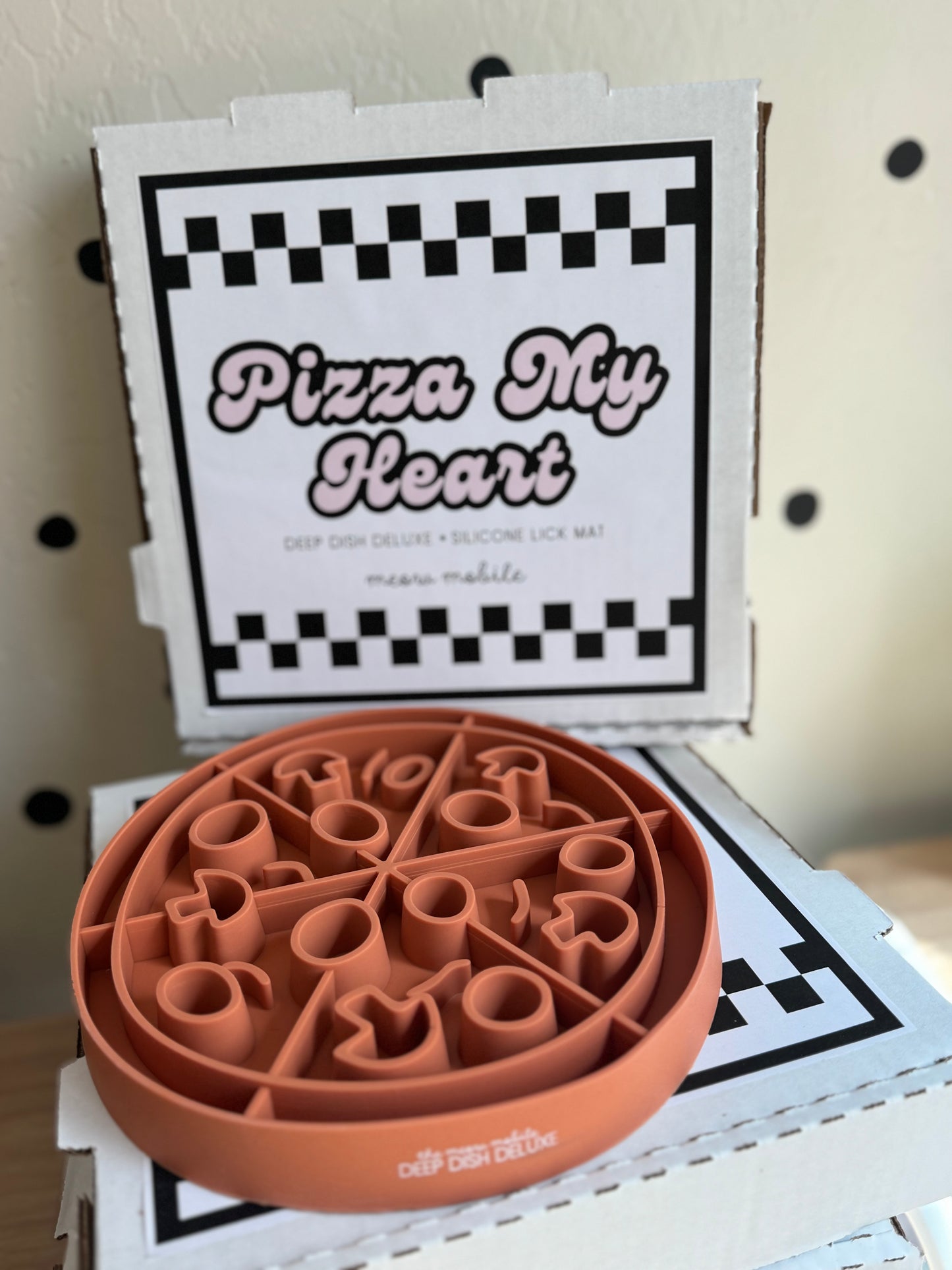 Pizza Slow Feeder Lick Mat